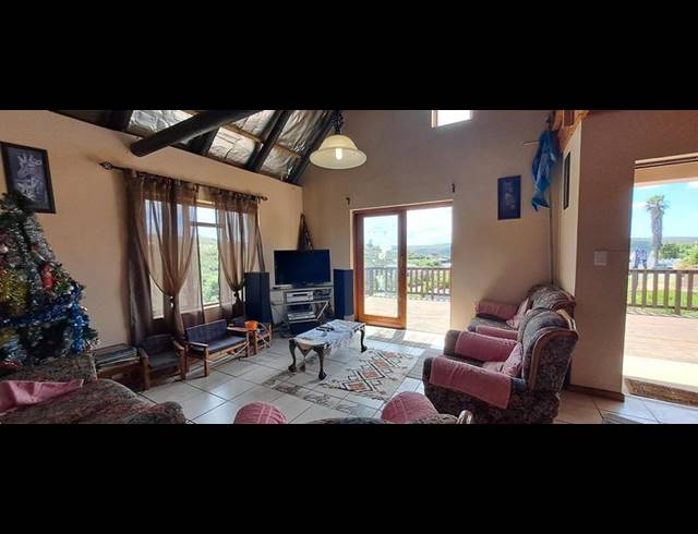 5 BEDROOM HOUSE FOR SALE IN STILBAAI-WES